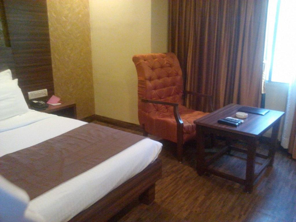 The Shiv Nautica Hotel Mundra Bagian luar foto
