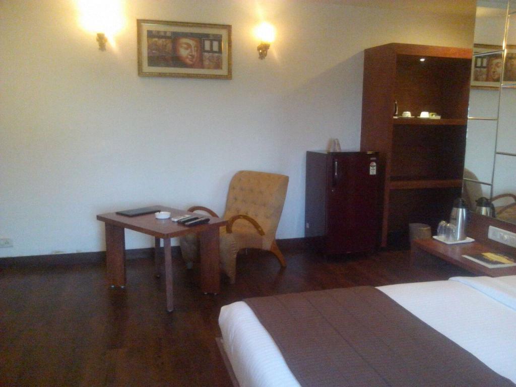 The Shiv Nautica Hotel Mundra Bagian luar foto