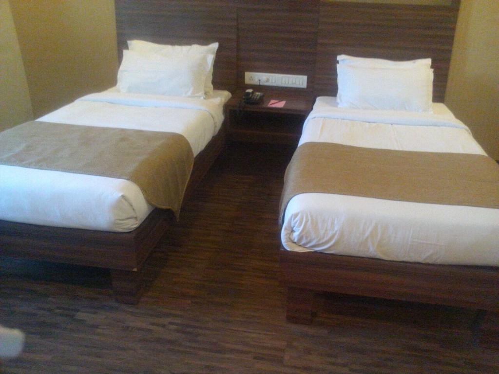 The Shiv Nautica Hotel Mundra Bagian luar foto