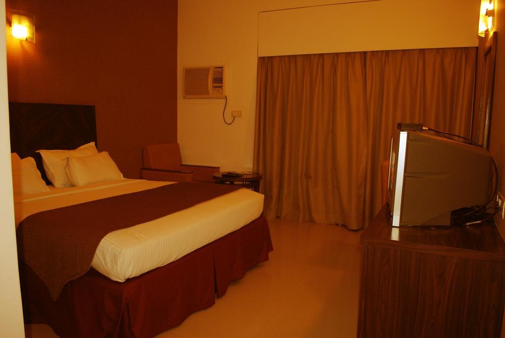 The Shiv Nautica Hotel Mundra Bagian luar foto