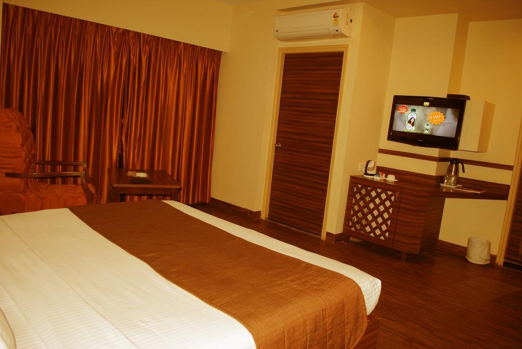 The Shiv Nautica Hotel Mundra Bagian luar foto