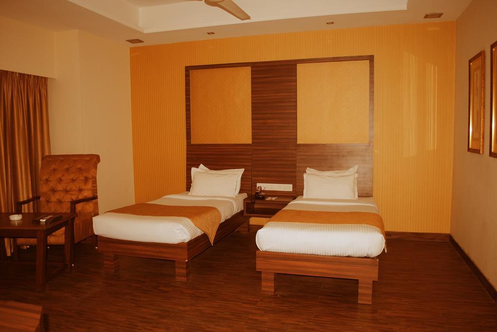 The Shiv Nautica Hotel Mundra Bagian luar foto