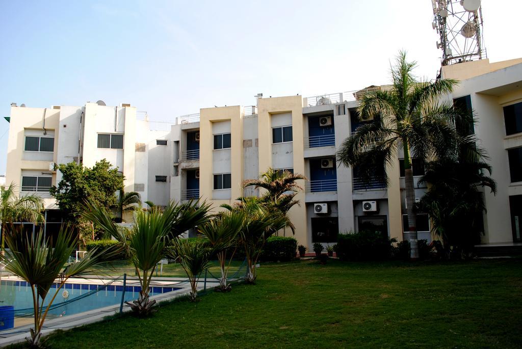 The Shiv Nautica Hotel Mundra Bagian luar foto